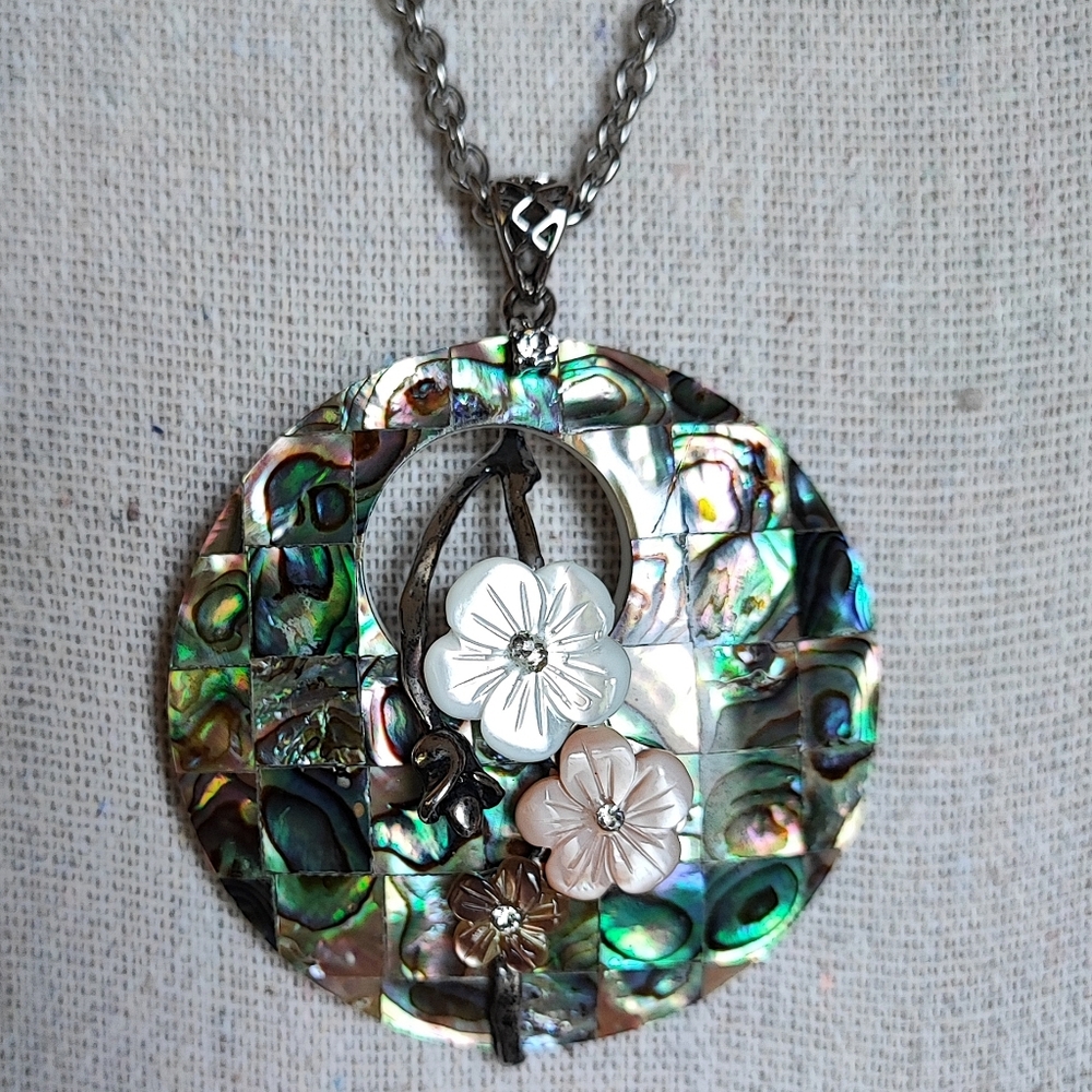 Mosaic Abalone Puau Shell Carved Flowers Floral Necklace Hawaiian Luau Jewelry